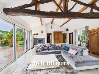  Maison  vendre 8 pices 188 m