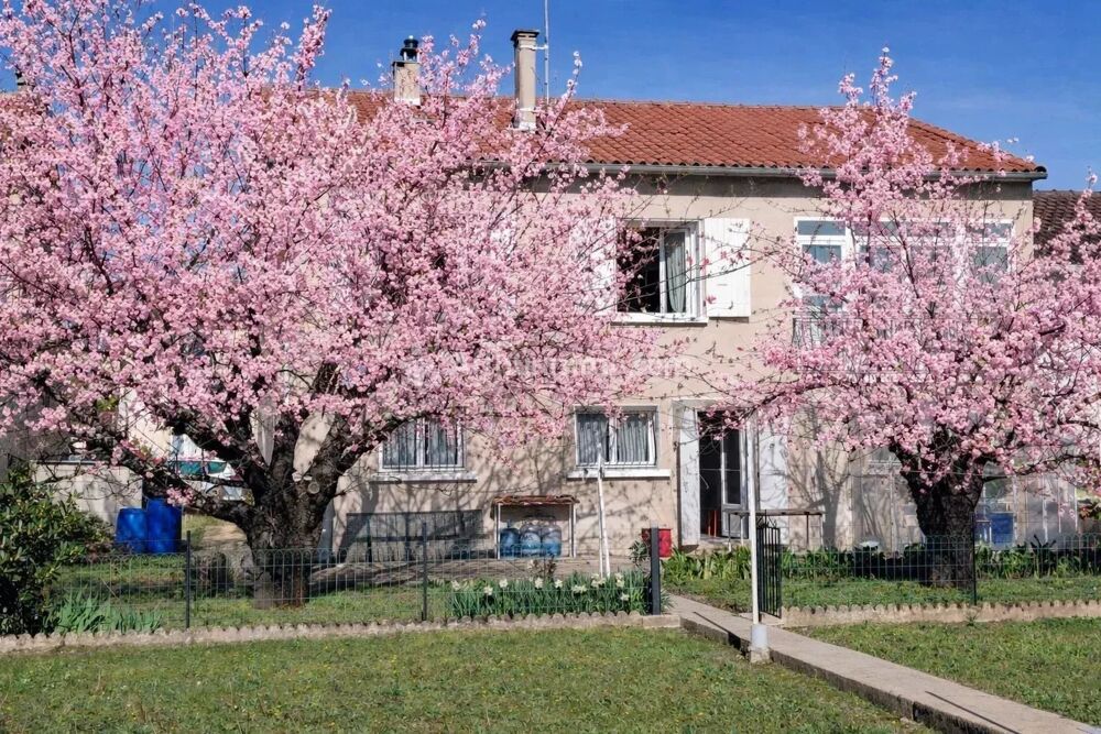 Maison 5 pièces 152 m² · à Castres · 152 m² · 175 000 €