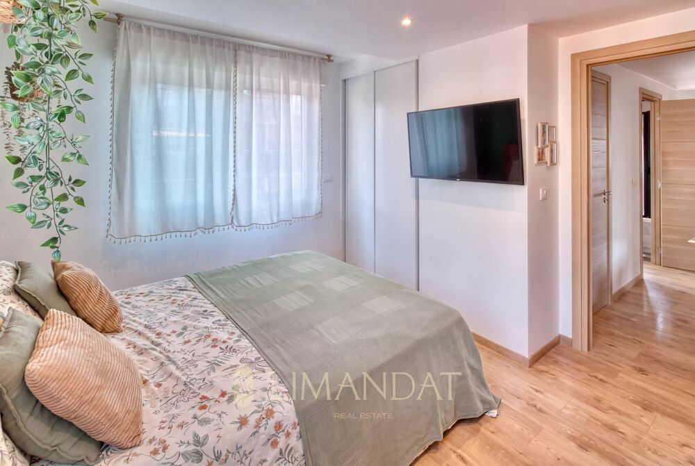Vente Appartement Roquebrune Cap Martin à 100 mètres des plages - dernier étage 3 Roquebrune-cap-martin