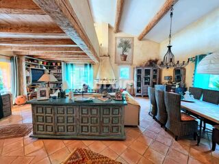  Maison � vendre 7 pi�ces 240 m�