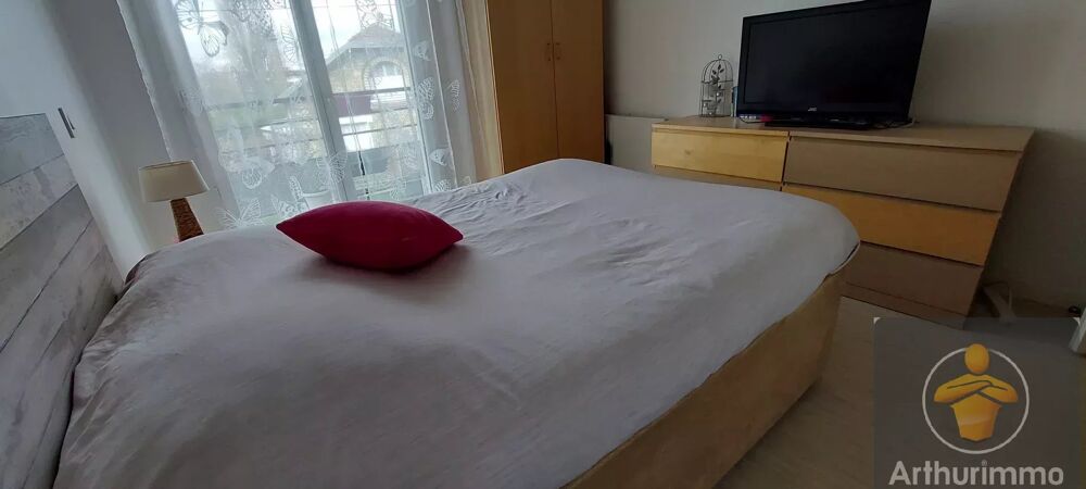 Vente Appartement Élégant Deux Pièces avec Balcon et Parking dans Résidence de Sta Chelles