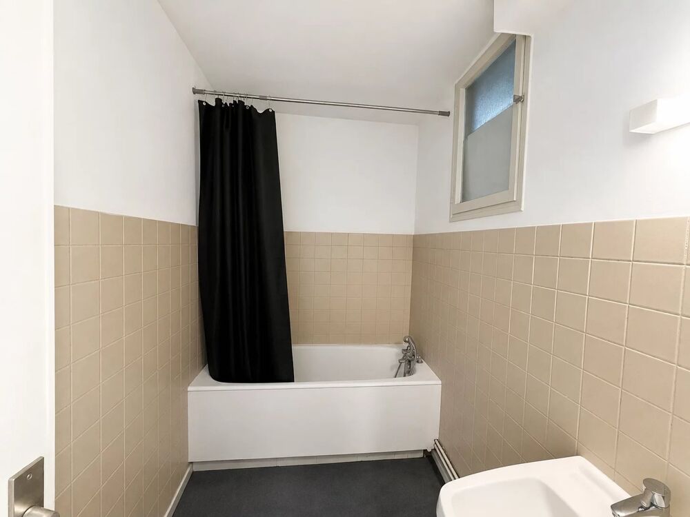 Vente Appartement appartement T4 avec parking, cave et locataire en place – Centre Cavaillon