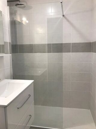  Appartement à louer 3 pièces 55 m²