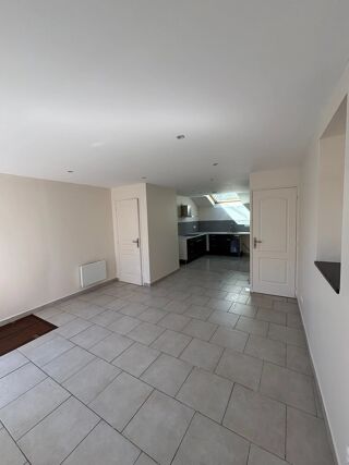  Appartement à louer 2 pièces 50 m²