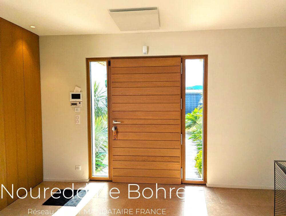 � vendre  Villa Grimaud (83310)