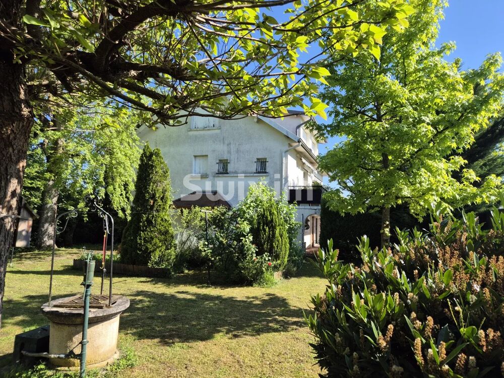 MAISON SUR SOUS SOL