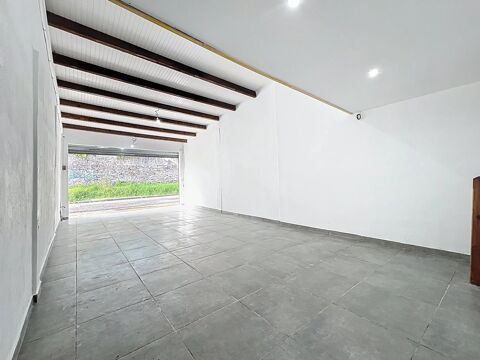 Local commercial 235000 97139 Les abymes