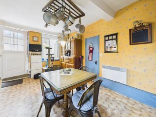  Maison  vendre 9 pices 232 m