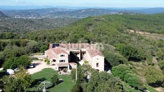  Maison � vendre 15 + pi�ces 900 m�