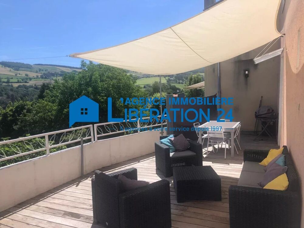 Maison de village rénovée avec terrasse et double garage