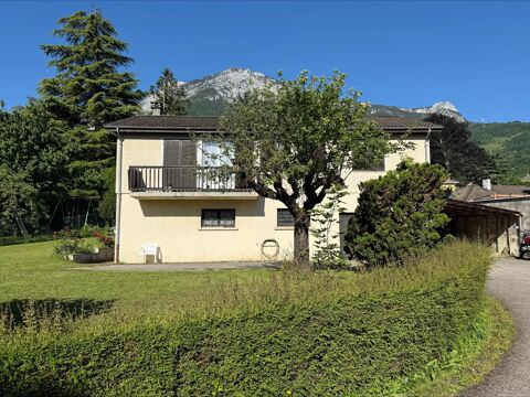   SEYSSINS-MAISON Maison - 6 pièce(s) - 145 m²