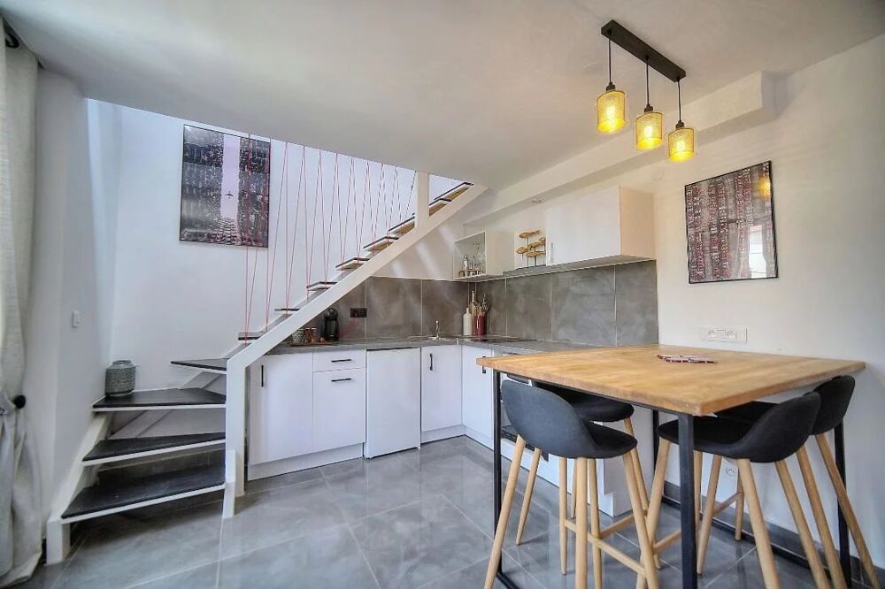 Location Appartement Studio meublé de 31m² dans une villa avec jardin Cannes