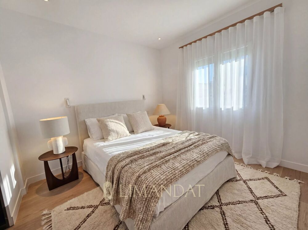 Vente Appartement CANNES - Charmant Appartement Trois Pièces avec Vue Mer Cannes