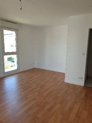  Appartement à louer 1 pièce 32 m²