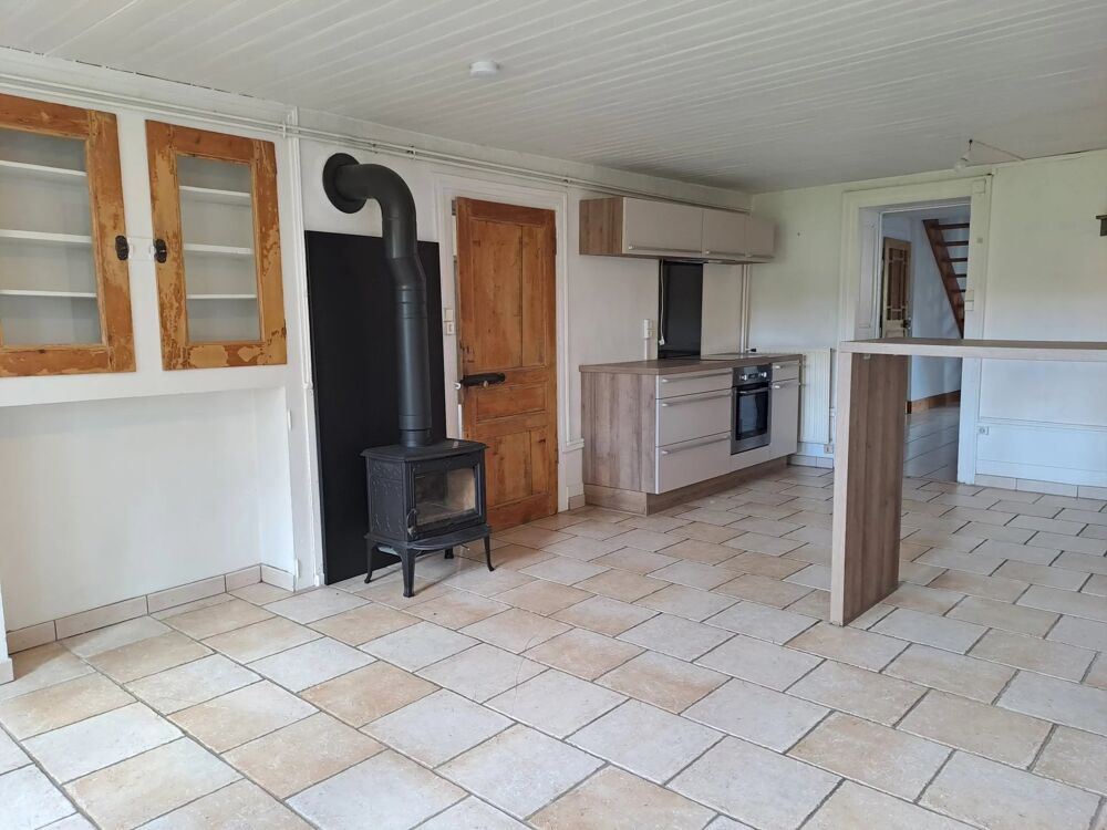 Location Appartement LAJOUX : Appartement T5 en Rez de jardin Lajoux