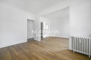 Vente Appartement MAIRIE DE PUTEAUX - DERNIER ETAGE - 2 PIECES - BALCON /TERRASSE Puteaux