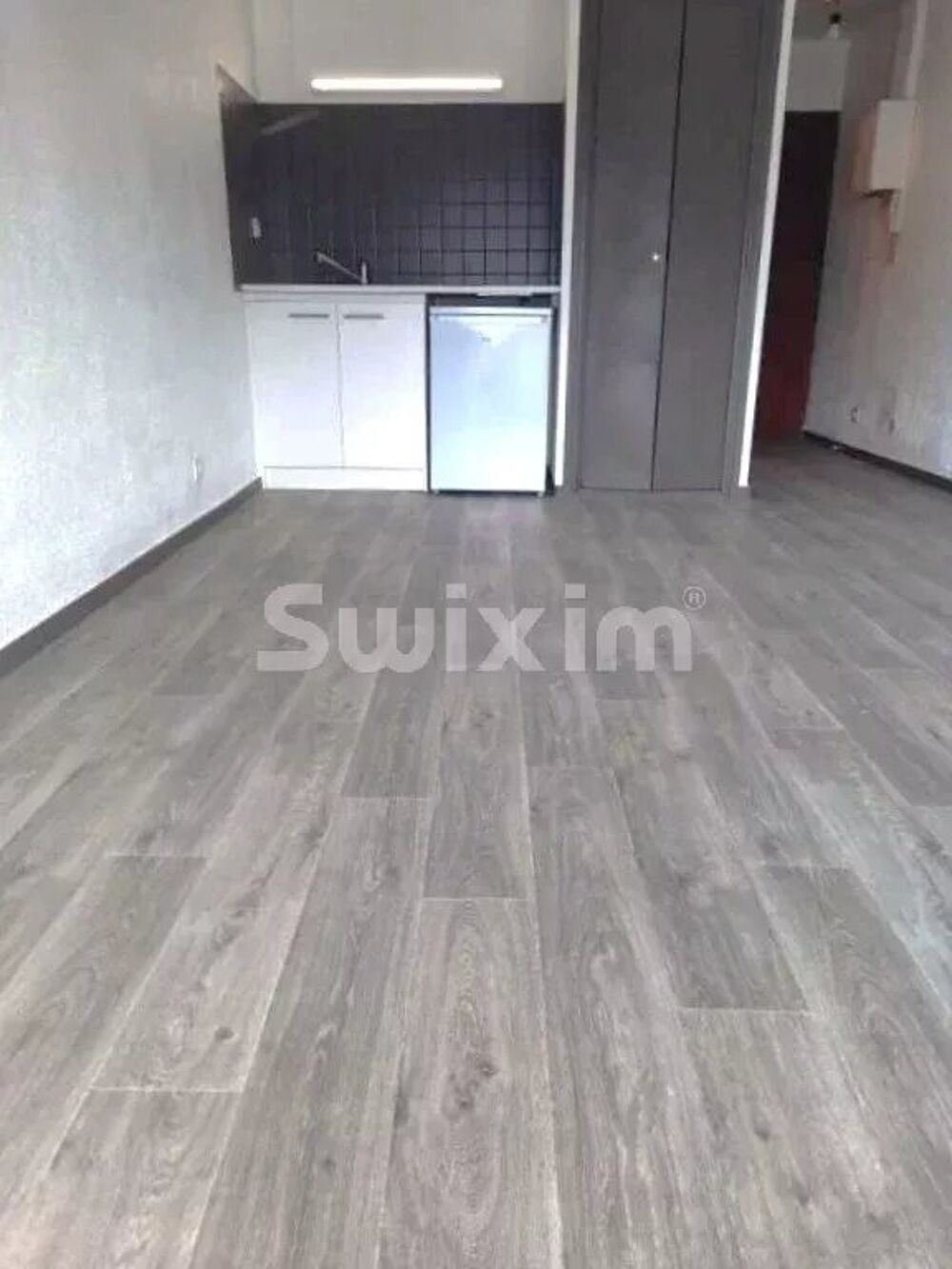 Vente Appartement PROCHE CENTRE AIX-LES-BAINS - STUDIO AVEC TERRASSE ET PARKING Aix-les-bains