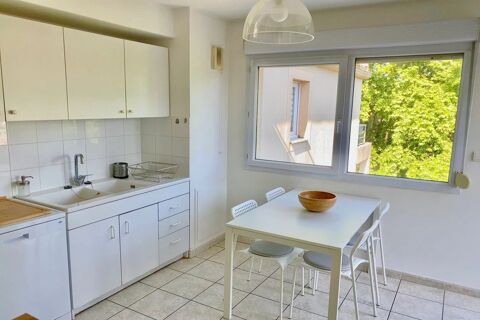  Appartement � louer 3 pi�ces 76 m�