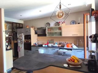  Maison à vendre 13 pièces 273 m²