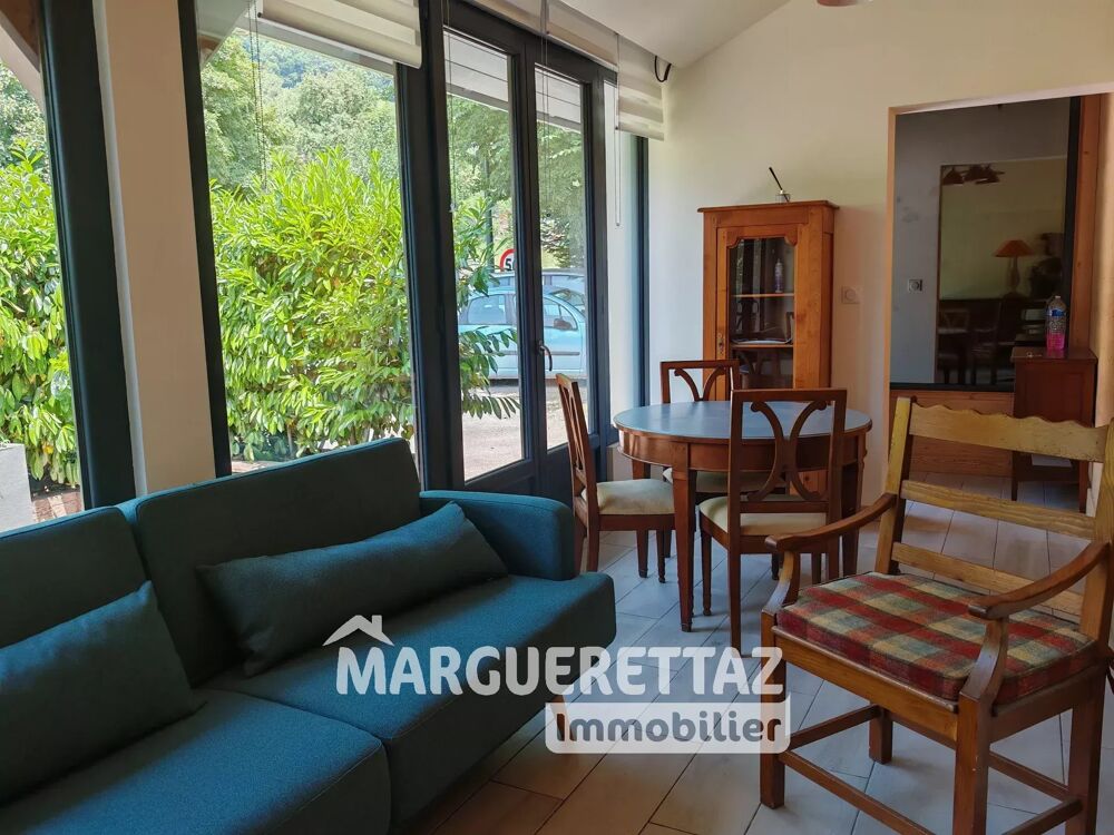 T2 avec belle terrasse à Taninges