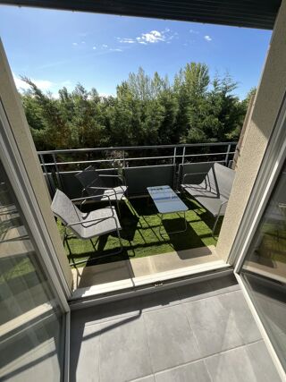  Appartement � louer 2 pi�ces 34 m� Labastidette