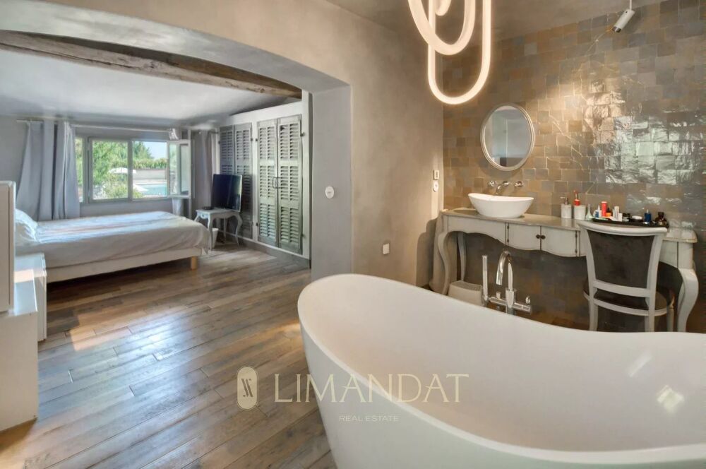 à vendre  Villa Saint-Paul-de-Vence (06570)