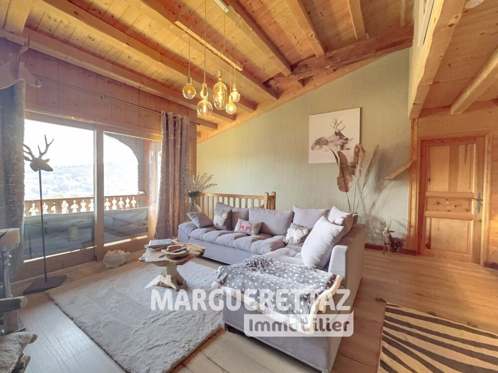 Grande ferme sur le coteaux sud de Taninges