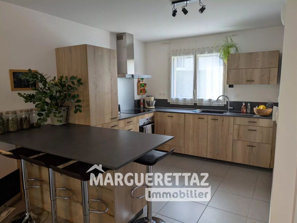 Vente Appartement Maison 4 pièces avec jardin plein sud, garage et stationnement p Ayse