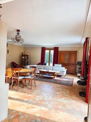  Villa à vendre 7 pièces 195 m²