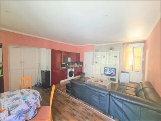  Appartement à louer 3 pièces 50 m²