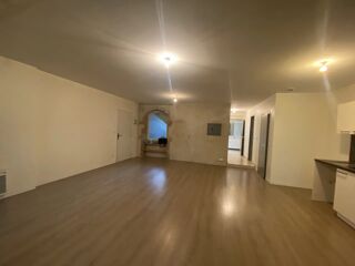  Appartement à louer 3 pièces 91 m²