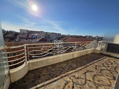   Dernier �tage, F1 avec terrasse Nice Carr� D'Or Appartement - 1 pi�ce(s) - 35 m�