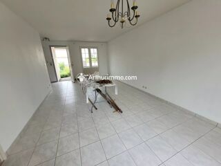  Maison à louer 6 pièces 104 m²