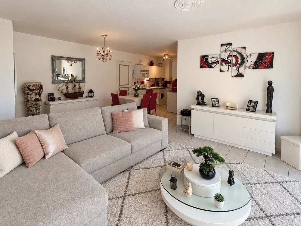 Vente Appartement EXCLUSIVITÉ – APPARTEMENT 3 PIÈCES AVEC GARAGE Saint-raphaël