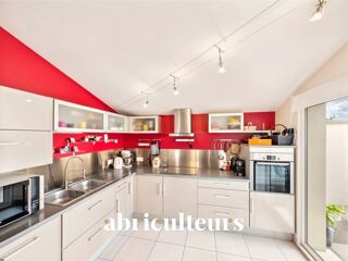  Maison � vendre 8 pi�ces 242 m�