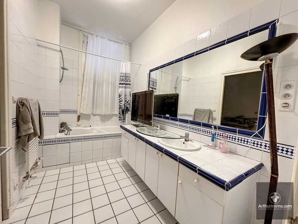 Vente Appartement APPARTEMENT BOURGEOIS D'ENVIRON 165 M² AVEC ASCENSEUR Roanne
