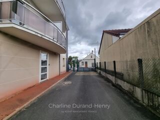  Parking / Garage à vendre 
