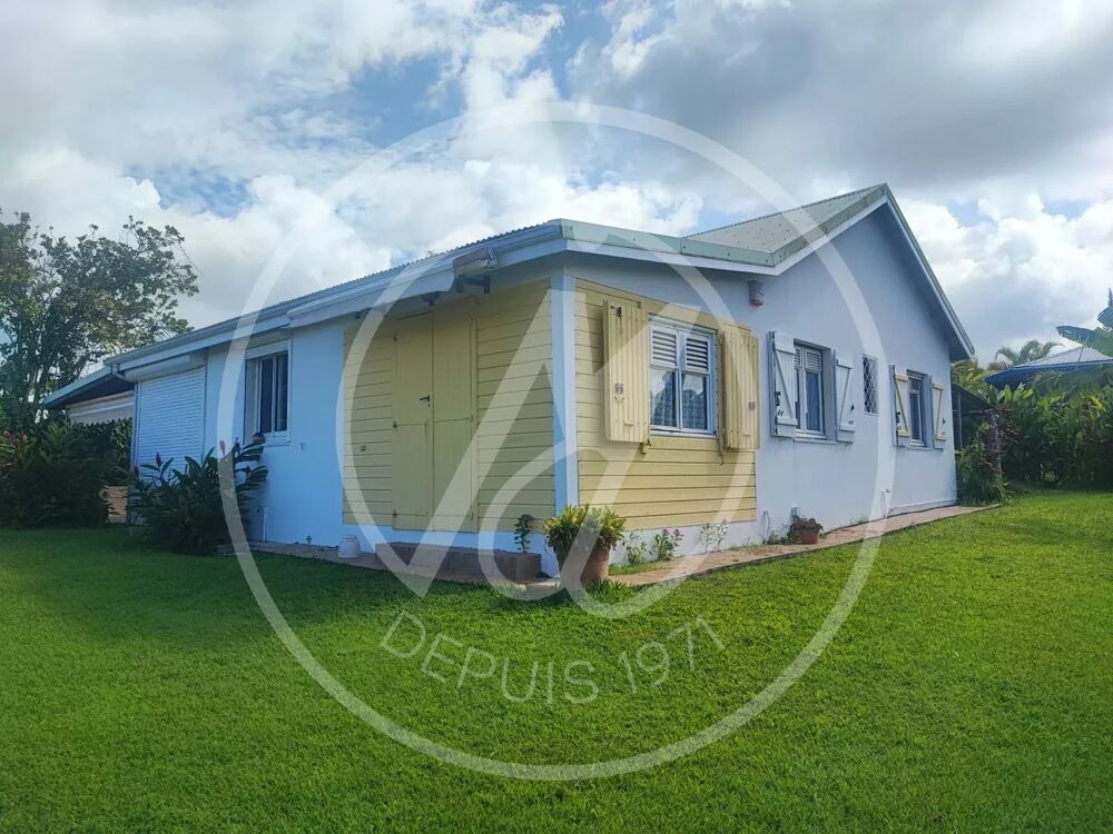 Location Maison À louer  Villa T4 MEUBLEE - GOYAVE - 1800 euros / mois Goyave