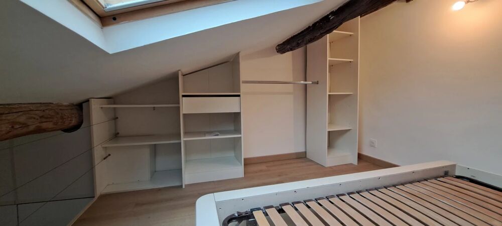 Location Appartement F1bis avec mezzanine au centre d'antibes Antibes