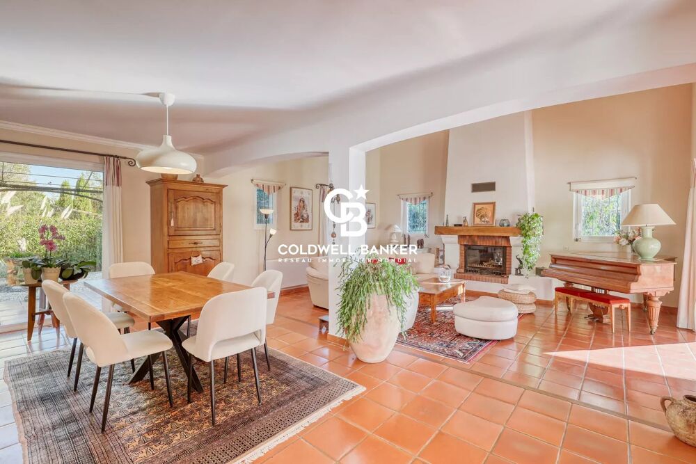 Vente Maison Golfe de Saint-Tropez , charmante villa avec piscine et sa maiso Cogolin