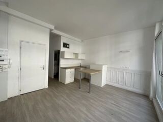  Appartement à louer 2 pièces 34 m²