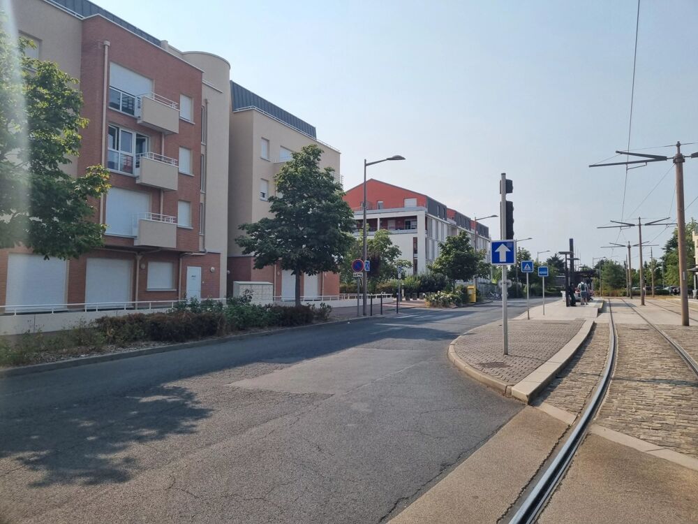 T3 À OLIVET  LARRY  66 m²  DEUX LOGGIAS ET DEUX STATIONNEMENT
