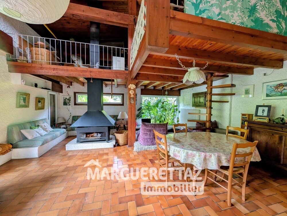 Vente Maison Maison de 115m² avec dépendances et garages - 2400m² terrain - S Saint-jeoire