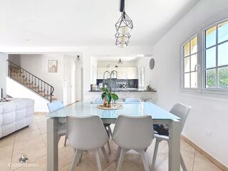  Appartement  vendre 4 pices 141 m