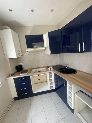  Appartement à louer 3 pièces 61 m²