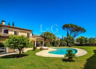  Maison � vendre 6 pi�ces 304 m�