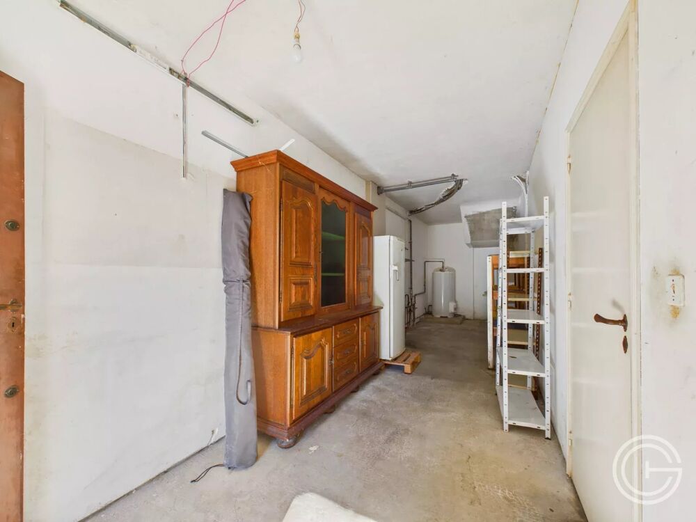 � vendre  Maison Saint-Laurent-du-Var (06700)