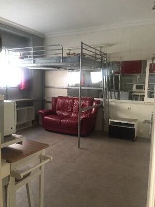  Appartement à louer 1 pièce 16 m²