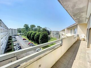  Appartement  vendre 4 pices 77 m