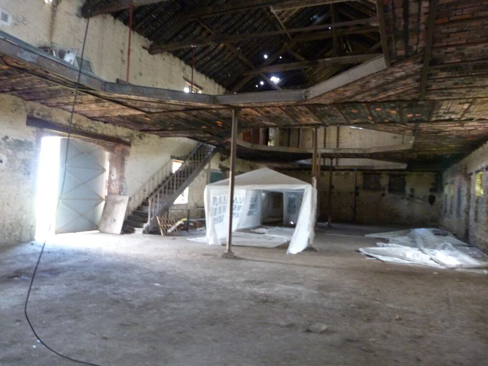 Vente Immeuble Villedieu-sur-Indre : Immeuble 755 M² à rénover Villedieu-sur-indre